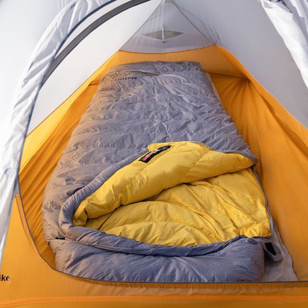Спальник з натуральним пухом Naturehike CW400 NH18C400-D, p-р M, жовто-сірий 71474 фото