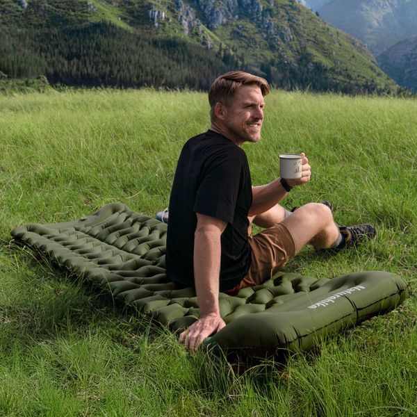 Матрац туристичний надувний одномісний Naturehike CNK2550WS019, 200х60х6.5 см, зелений, для кемпінгу із мішком для надування 71511 фото